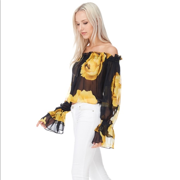 Women’s Chiffon Blouse - Picture 3 of 6